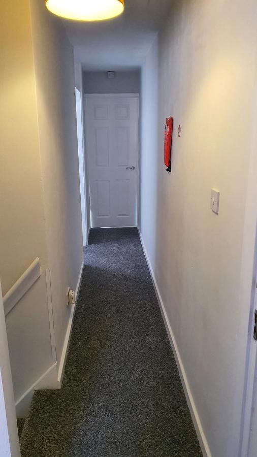 Contractors, City Centre, Parking, 3 Double Rooms, Netflix, Cosy! Coventry Exterior foto